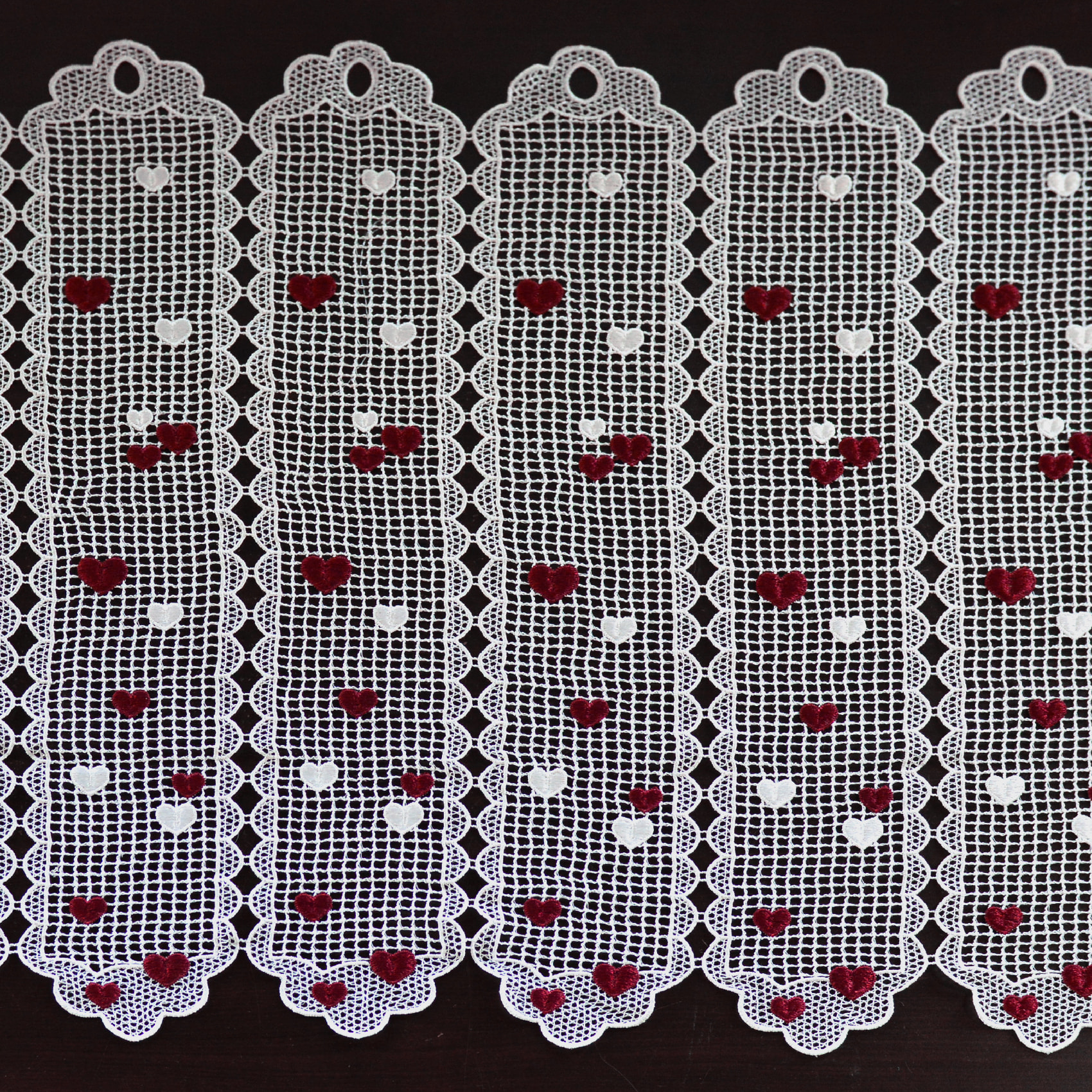 Brise bise en macramé au style romantique - Bordeaux