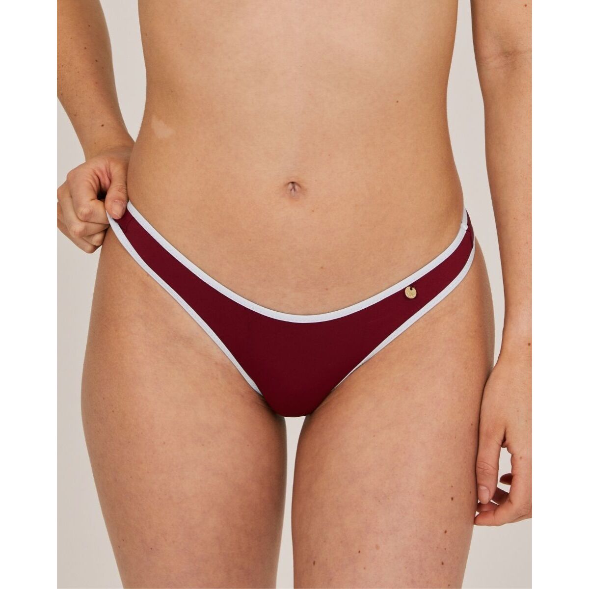 Nereida Bottom Uve