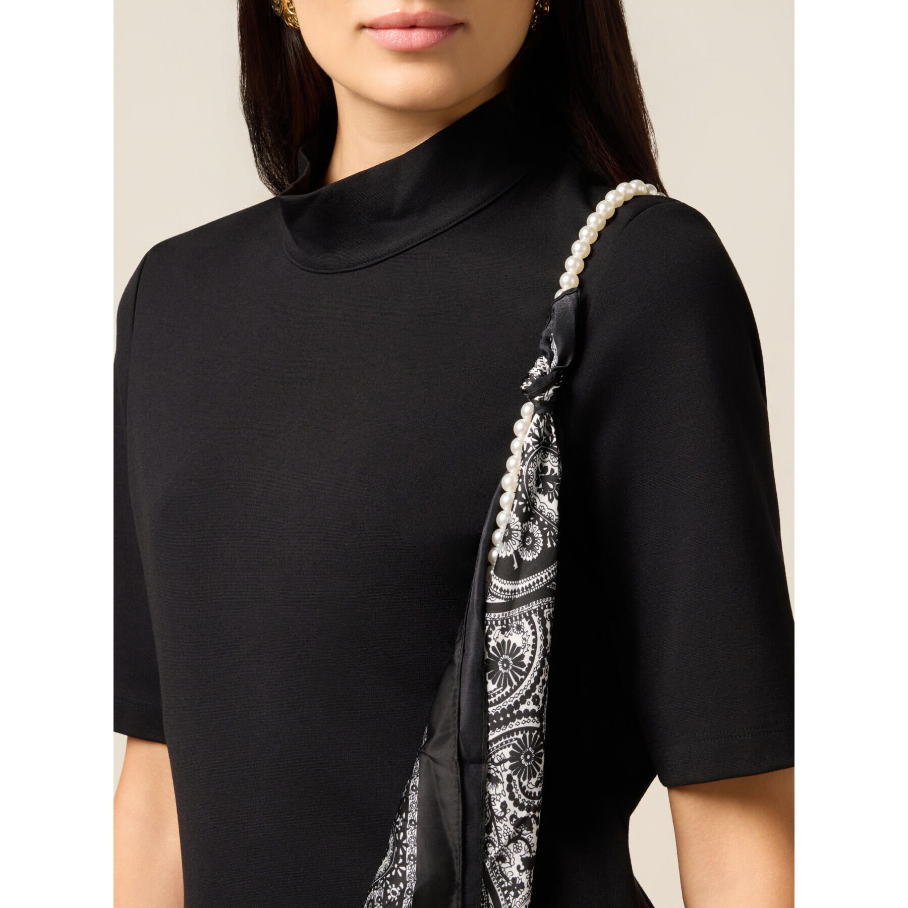 Oltre - Vestito tubino con dettaglio foulard - Nero