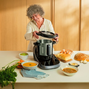 Robot de Cocina Multifunción con Dispensador de Alimentos Mambo CooKing Unique.