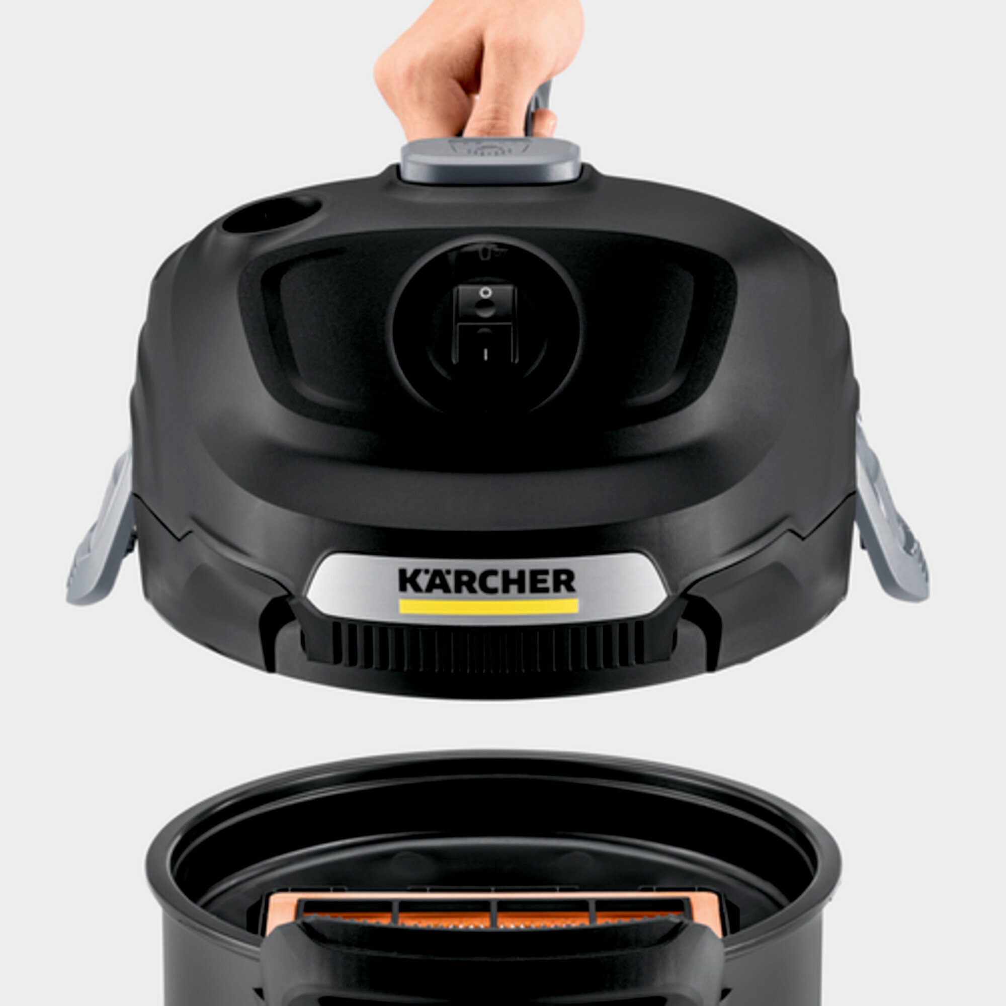 Aspirateur de cendres Karcher AD 4 PREMIUM- Puissance 600W- Capacité 17L- Système de nettoyage du filtre
