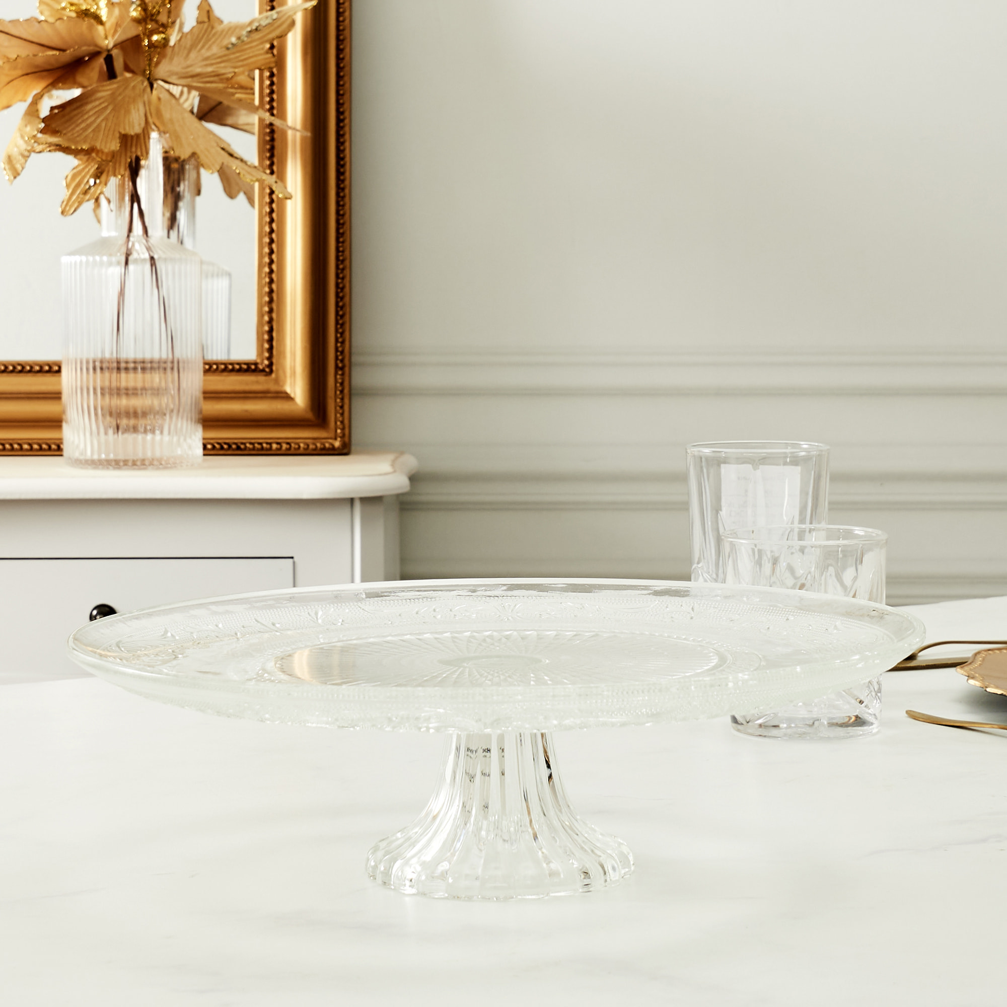 Plat De Presentation En Verre Cisele