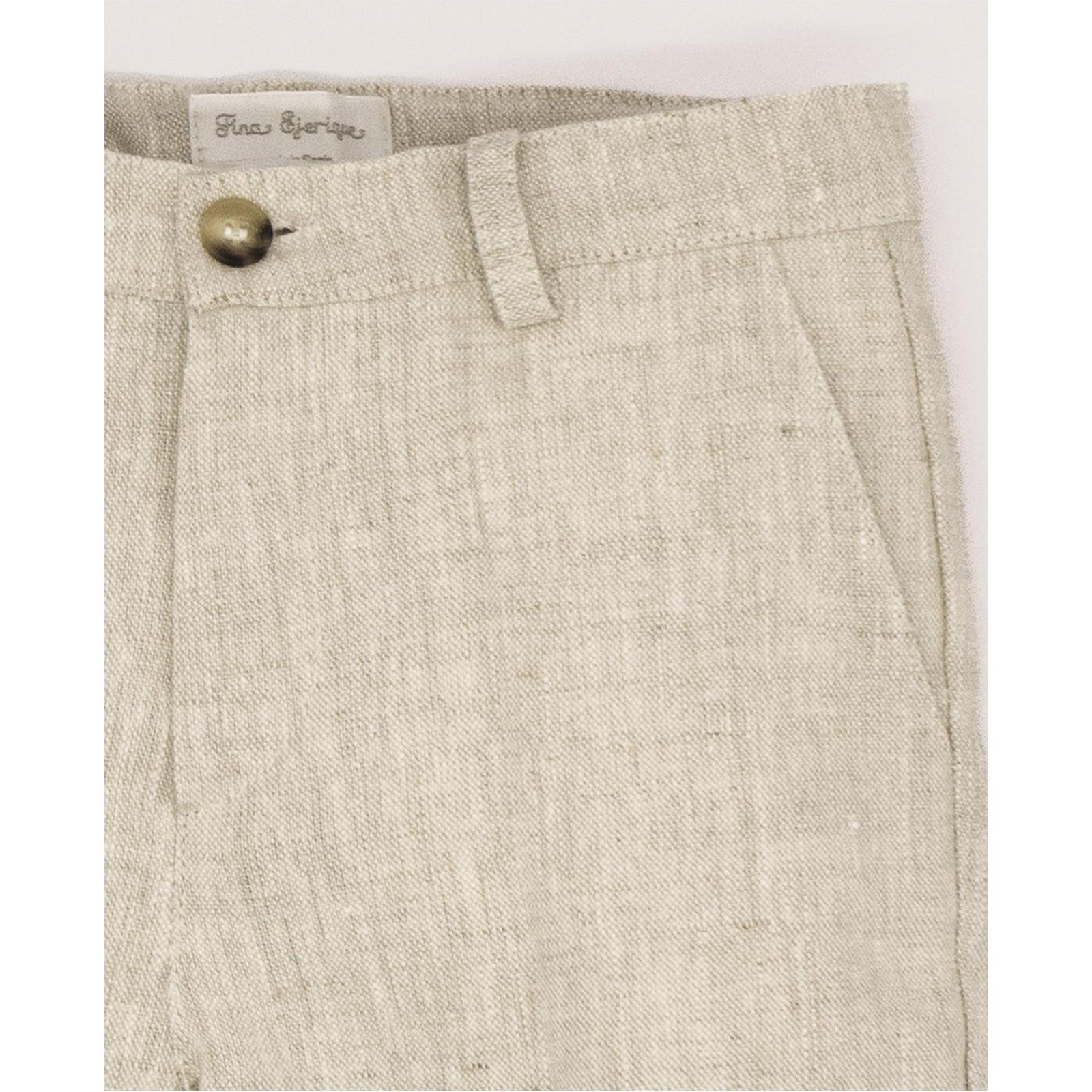 Bermuda de lino rústico natural. Con bolsillos y bragueta.