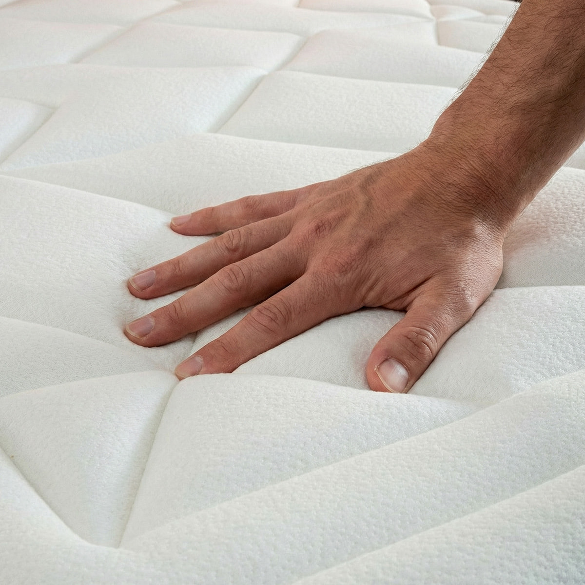 Ensemble Matelas Hybride Passion & Sommier Kit Bois, Ressorts Ensachés & Mémoire de Forme, 32 cm, Accueil Moelleux, Soutien Ferme