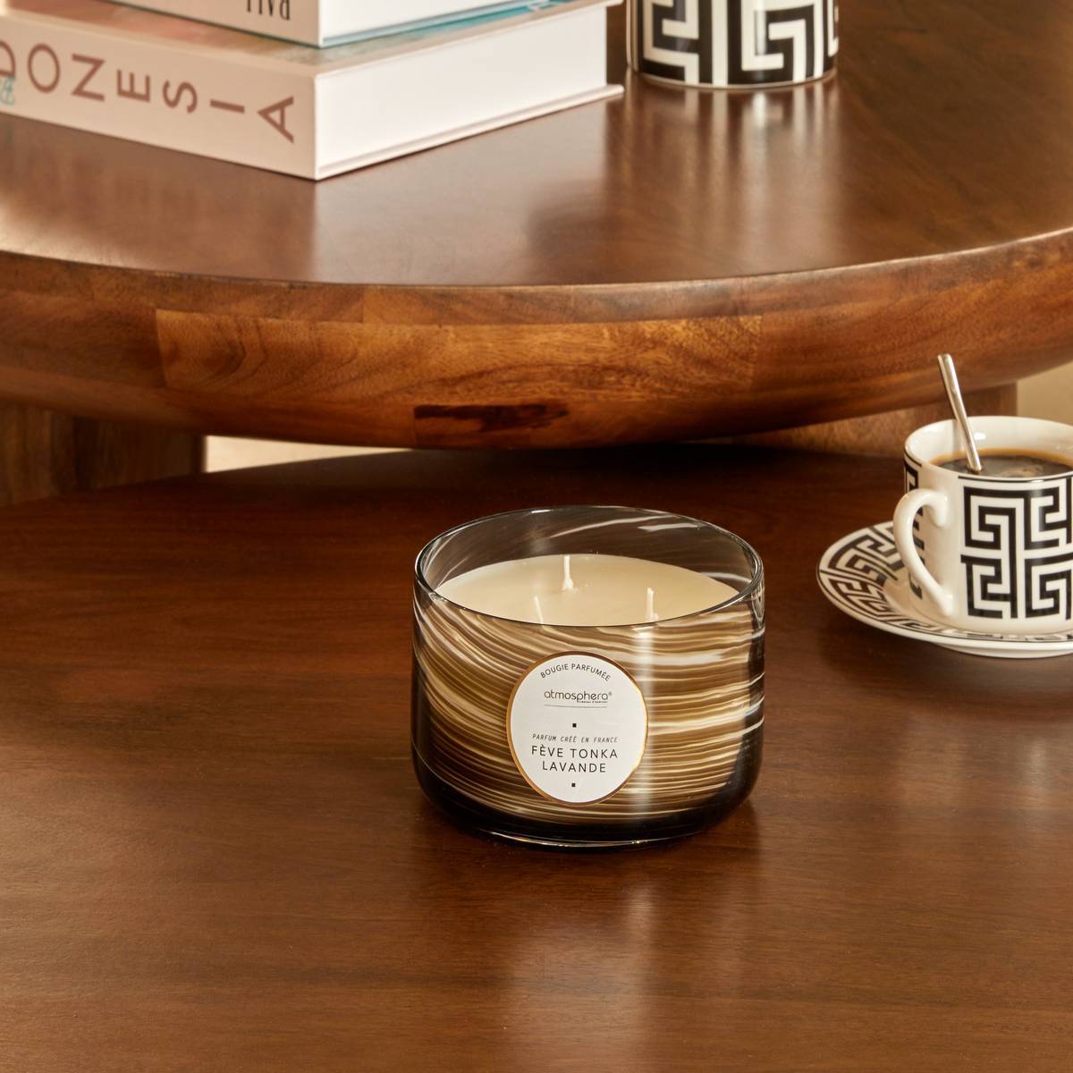 Bougie parfumée 540g Wavy Fève tonka lavande