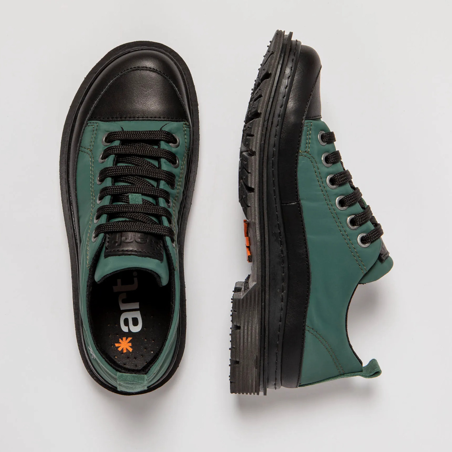 Zapatos 1894 NYLON ALPINE-BLACK/ BIRMINGHAM color Alpine-black