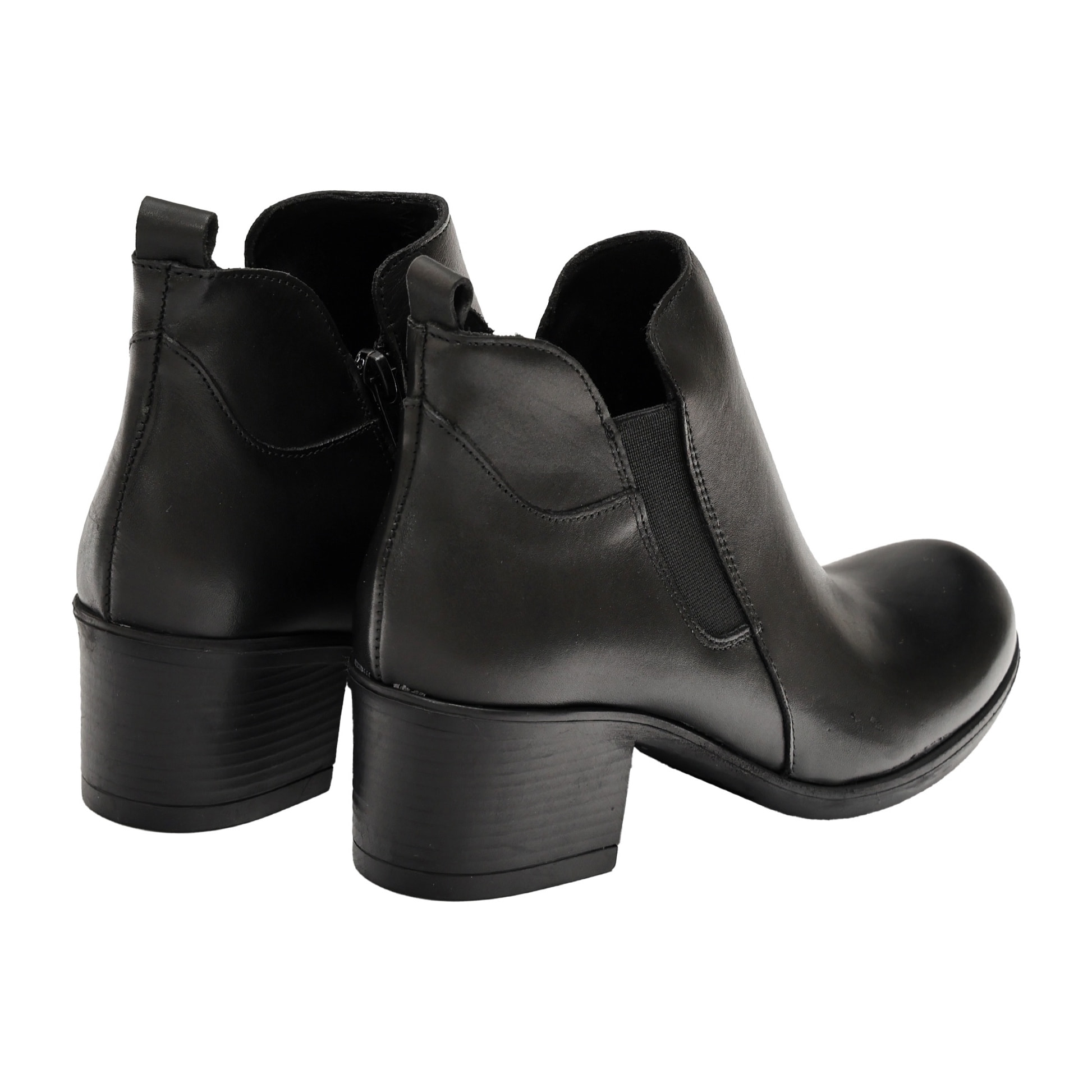 Tronchetto in vera pelle con tacco comodo e fascia elastica