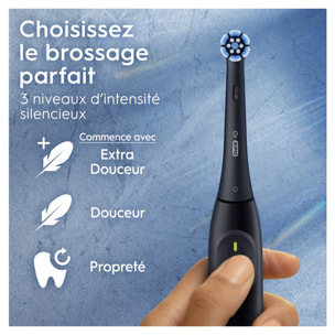 Oral-B iO2 Brosses À Dents Électriques, Noire et Rose Clair