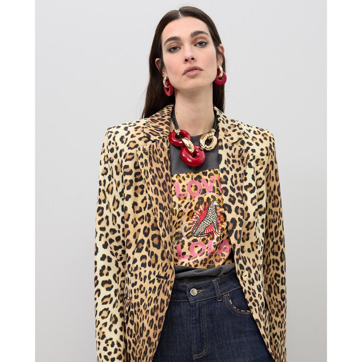 Blazer aderente con tasche a patta e stampa animalier