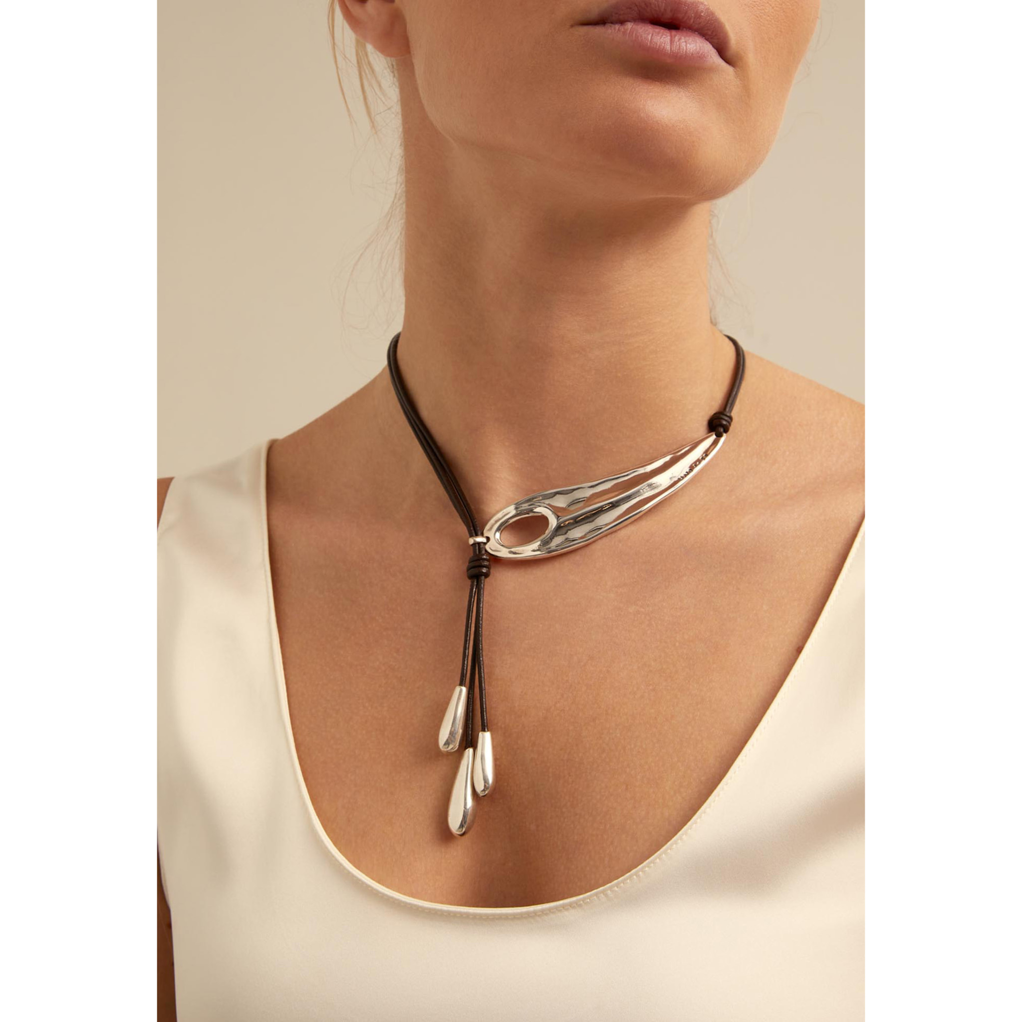 Colgante Big leaf PLATEADO U