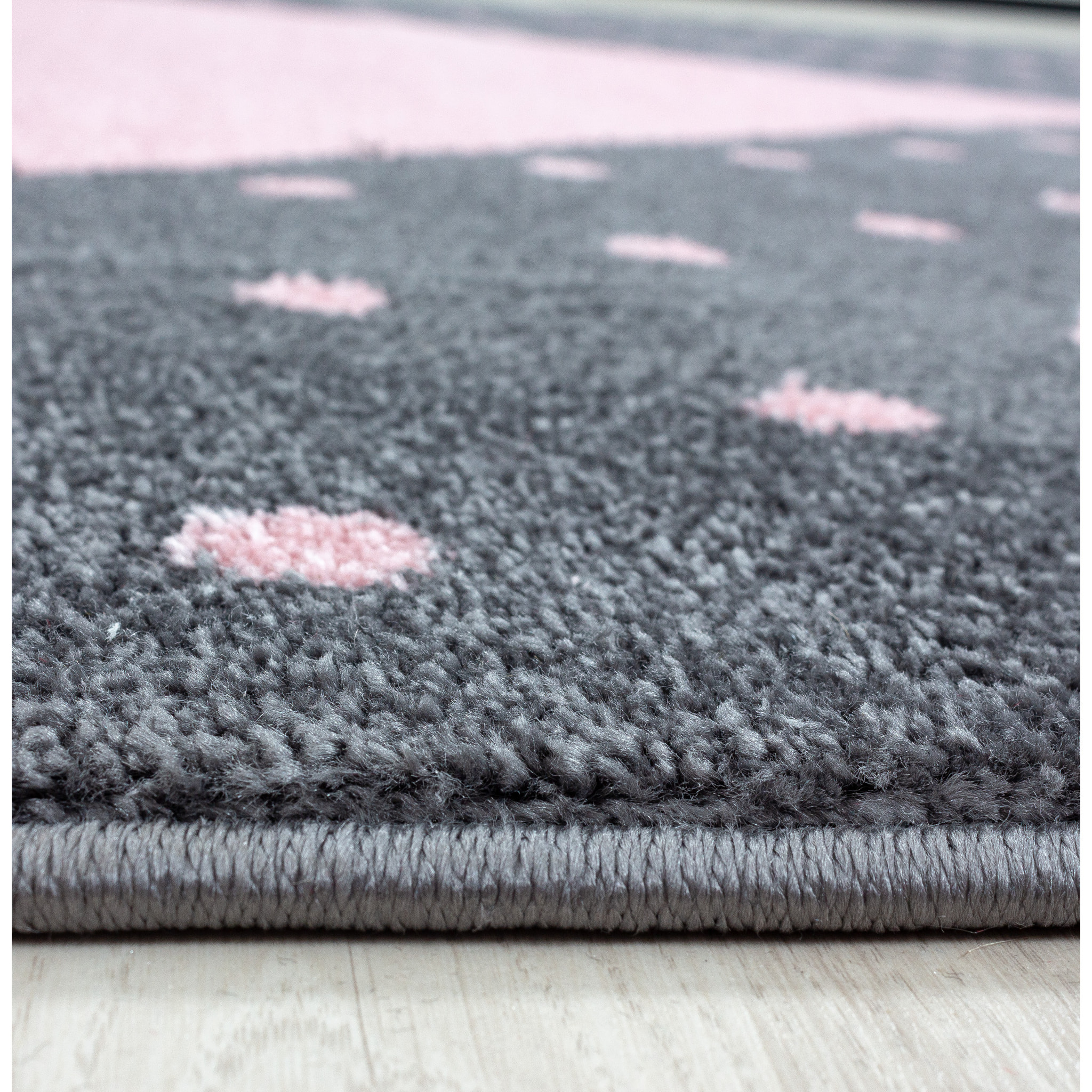 BAMBI - Tapis enfants rond à motif coeur rose
