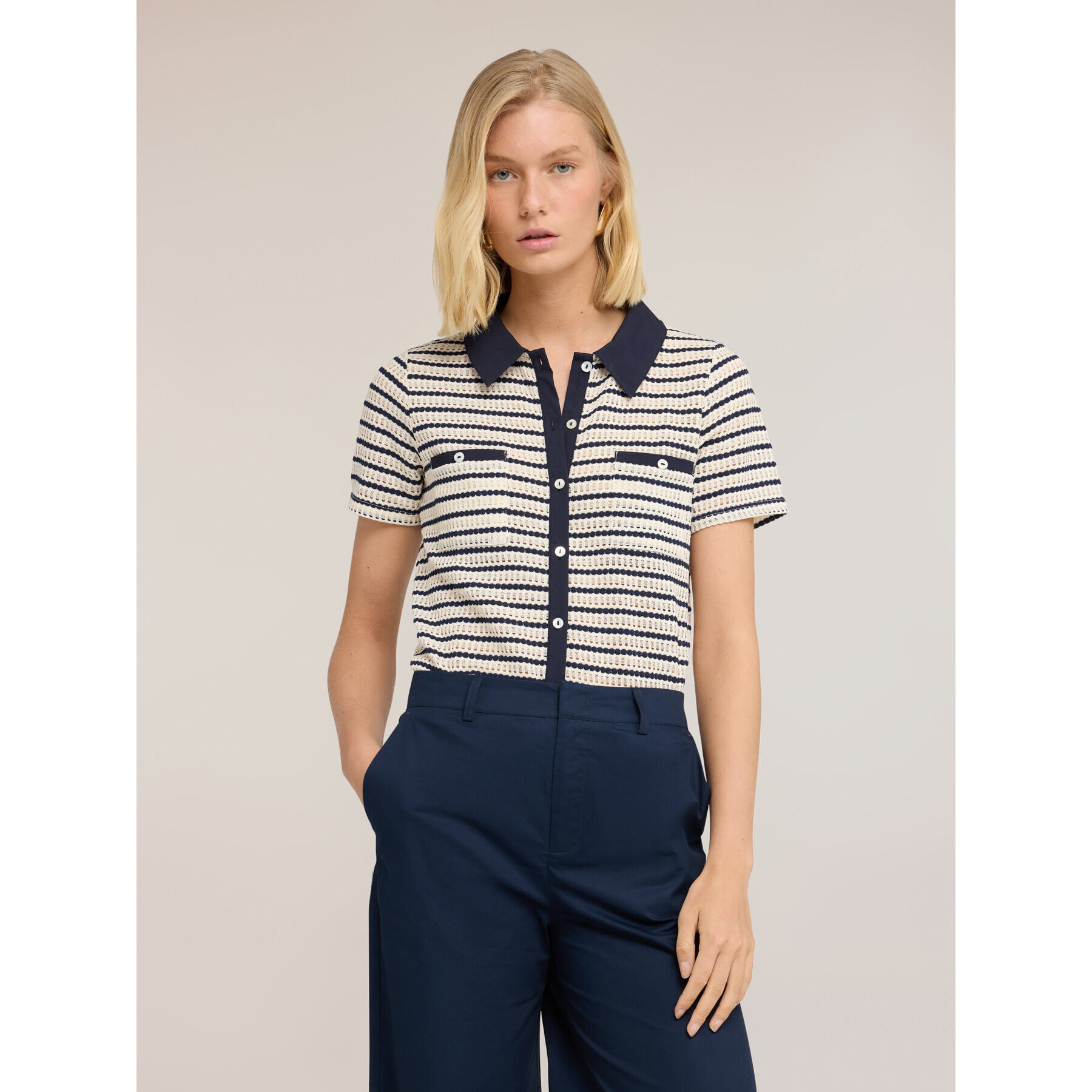 Motivi - T-shirt a righe con colletto a contrasto - Blu