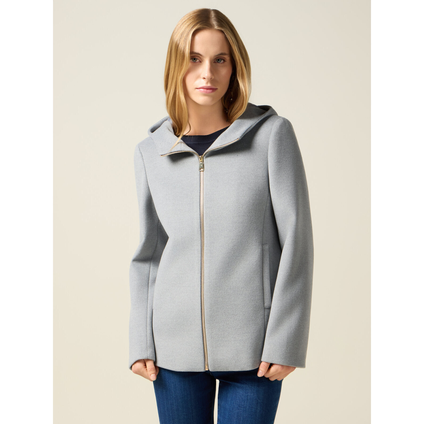 Oltre - Cappotto corto con cappuccio e zip - Grigio