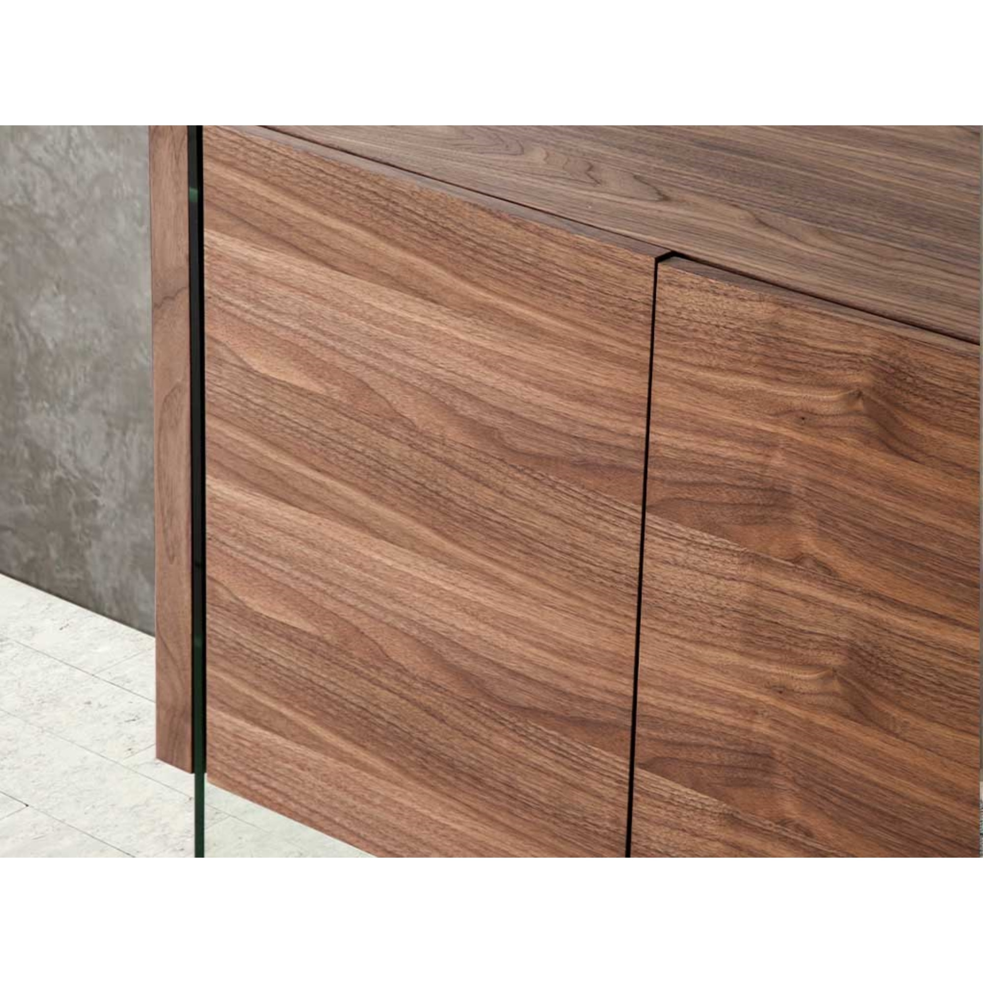 Aparador – Nogal y vidrio