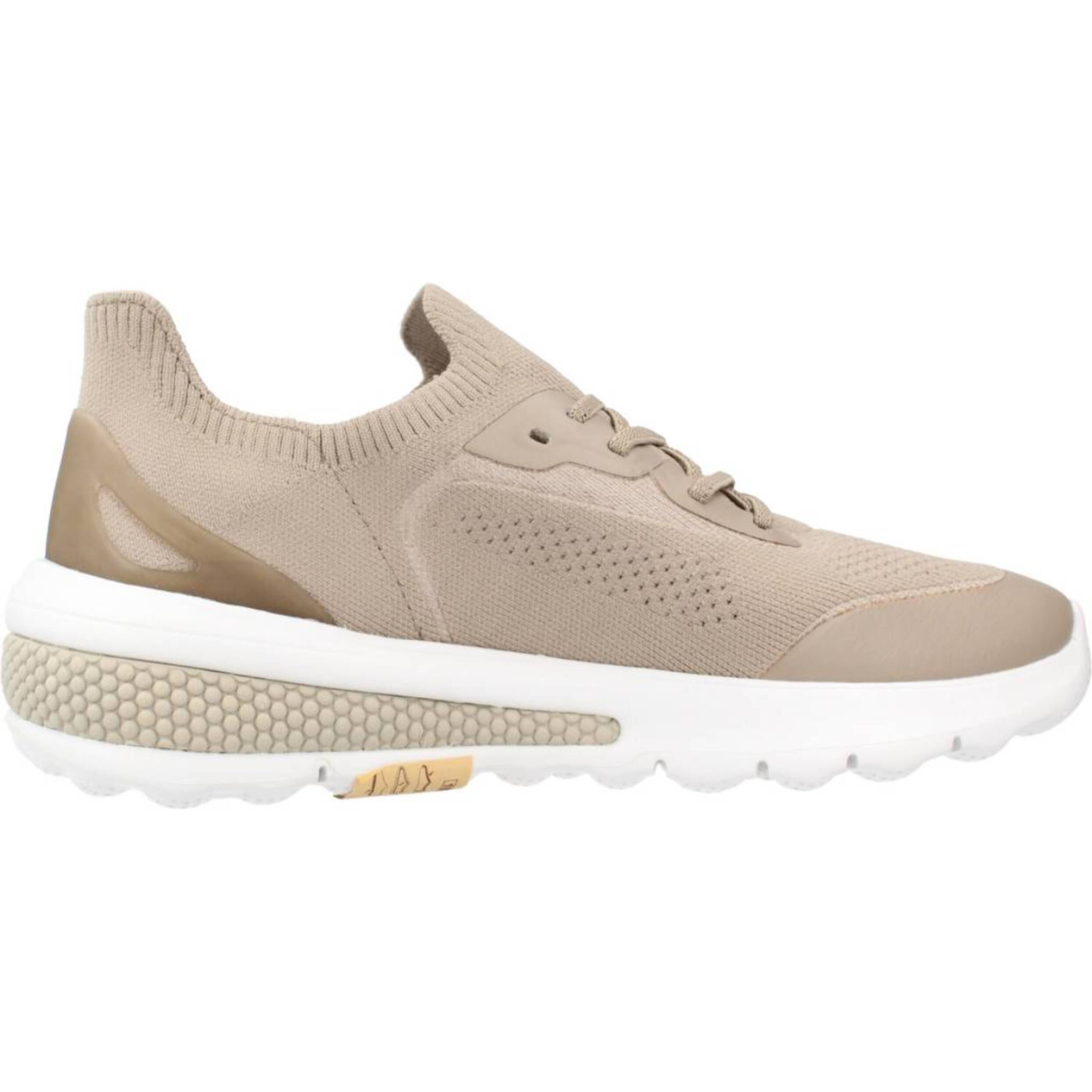 Sneakers de  Mujer de la marca GEOX  modelo D SPHERICA ACTIF A MARRON CLARO