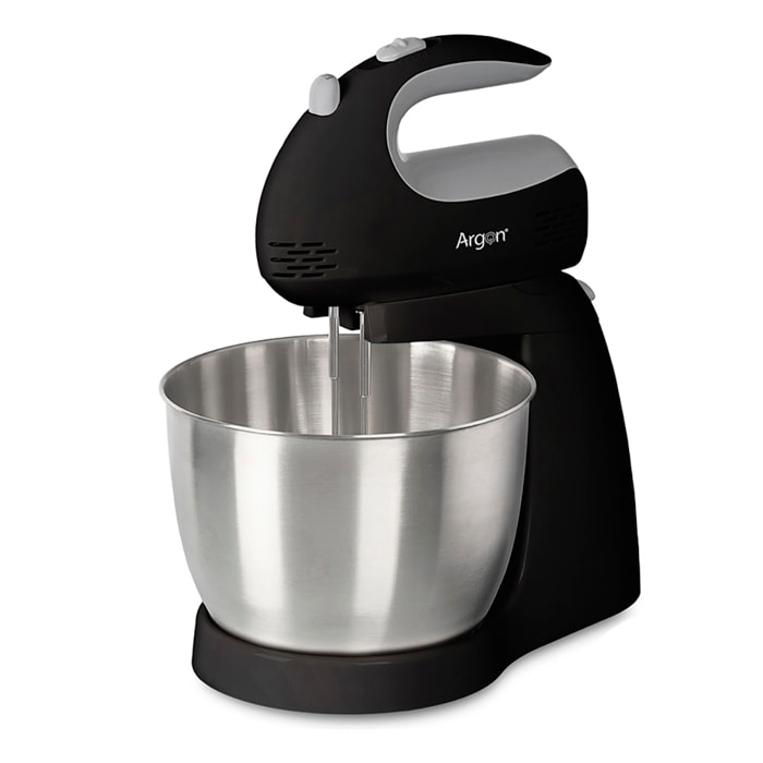 Impastatrice nera con ciotola da 3L. 5 velocità e 300W. Include accessori per montare e impastare.