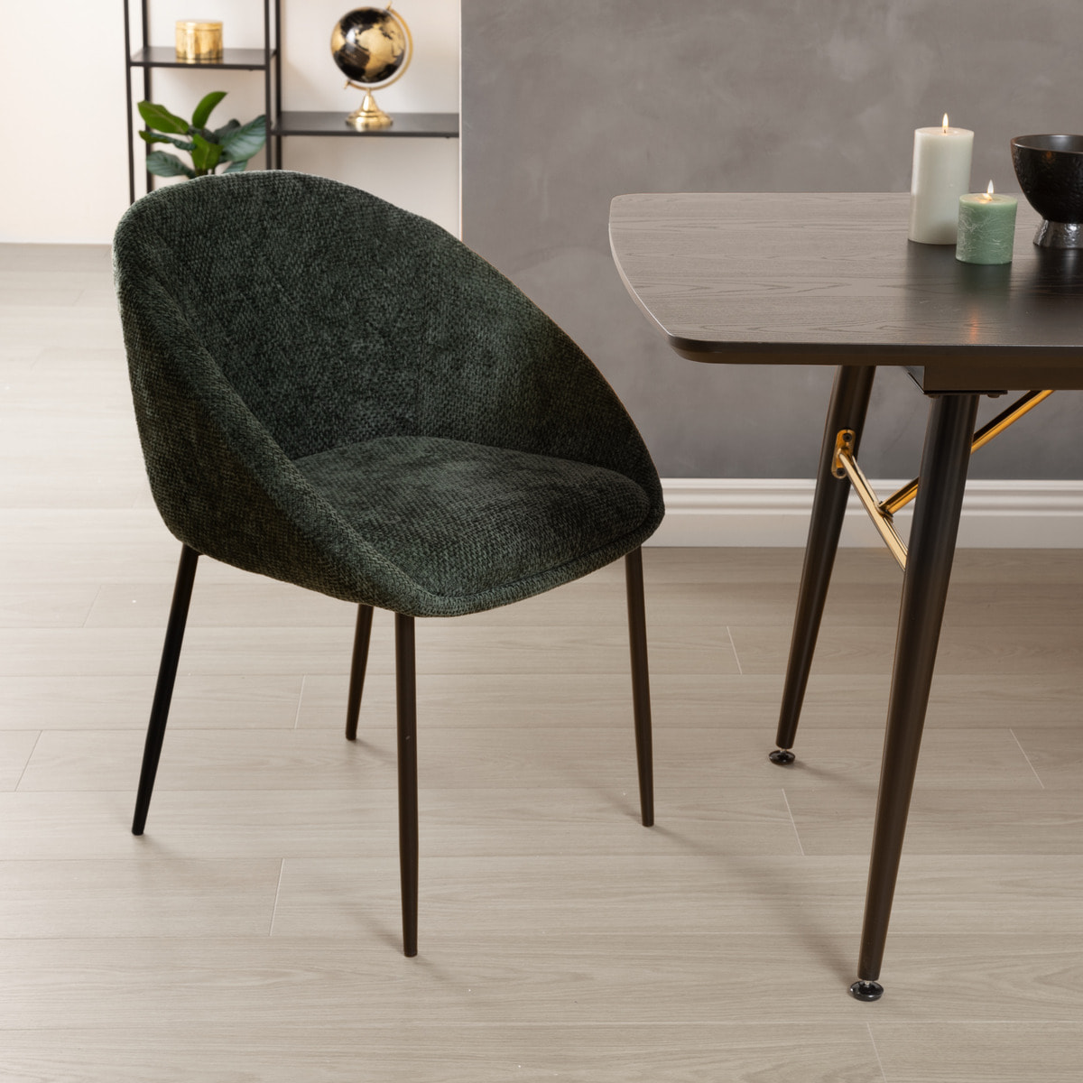 Chaise "Seliso" vert cèdre