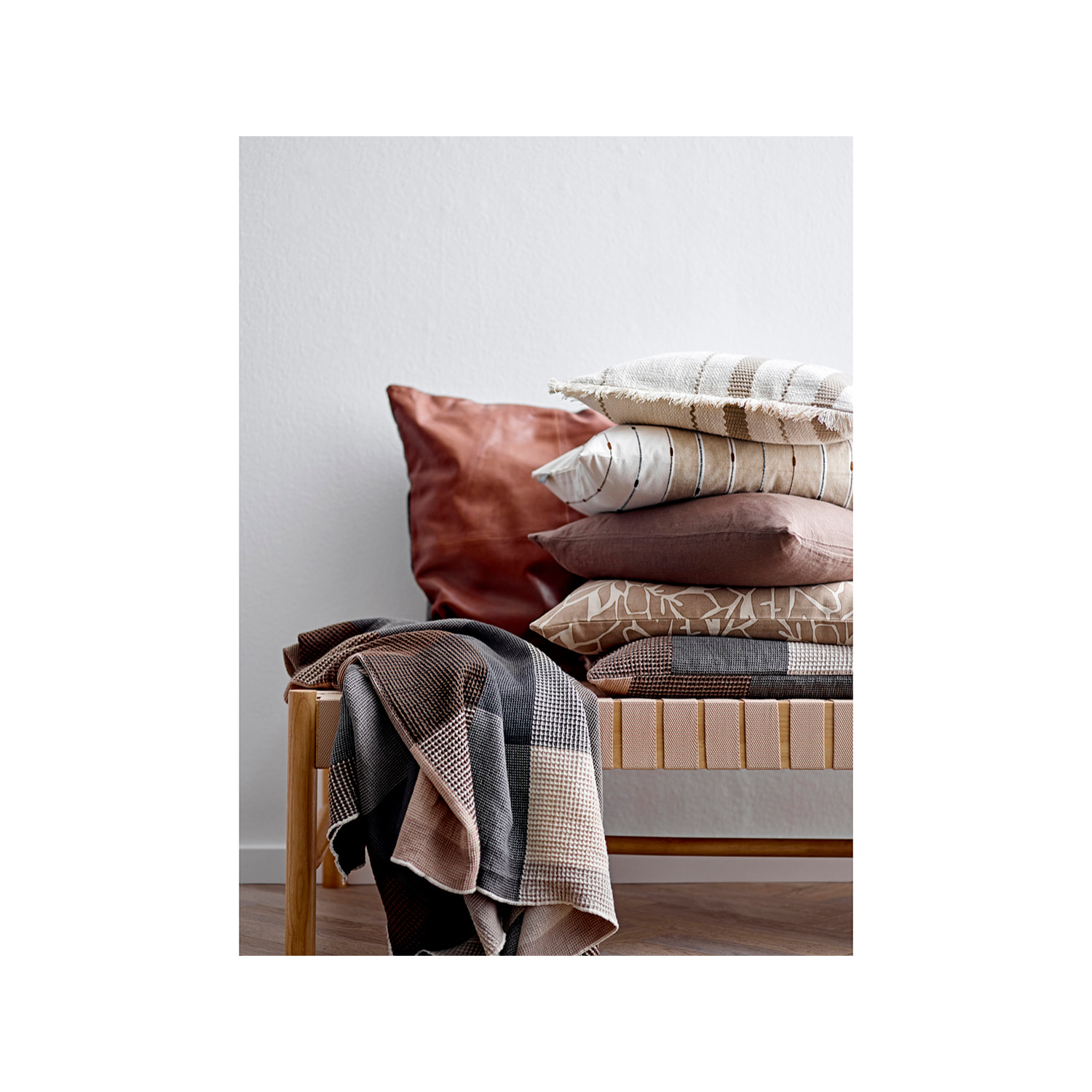 Coussin 60x60 Lodge leather Noir/Tobacco