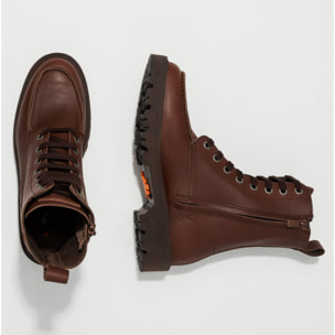 Botines 1682 GRASS WAXED BROWN/ GRAZ color Brown