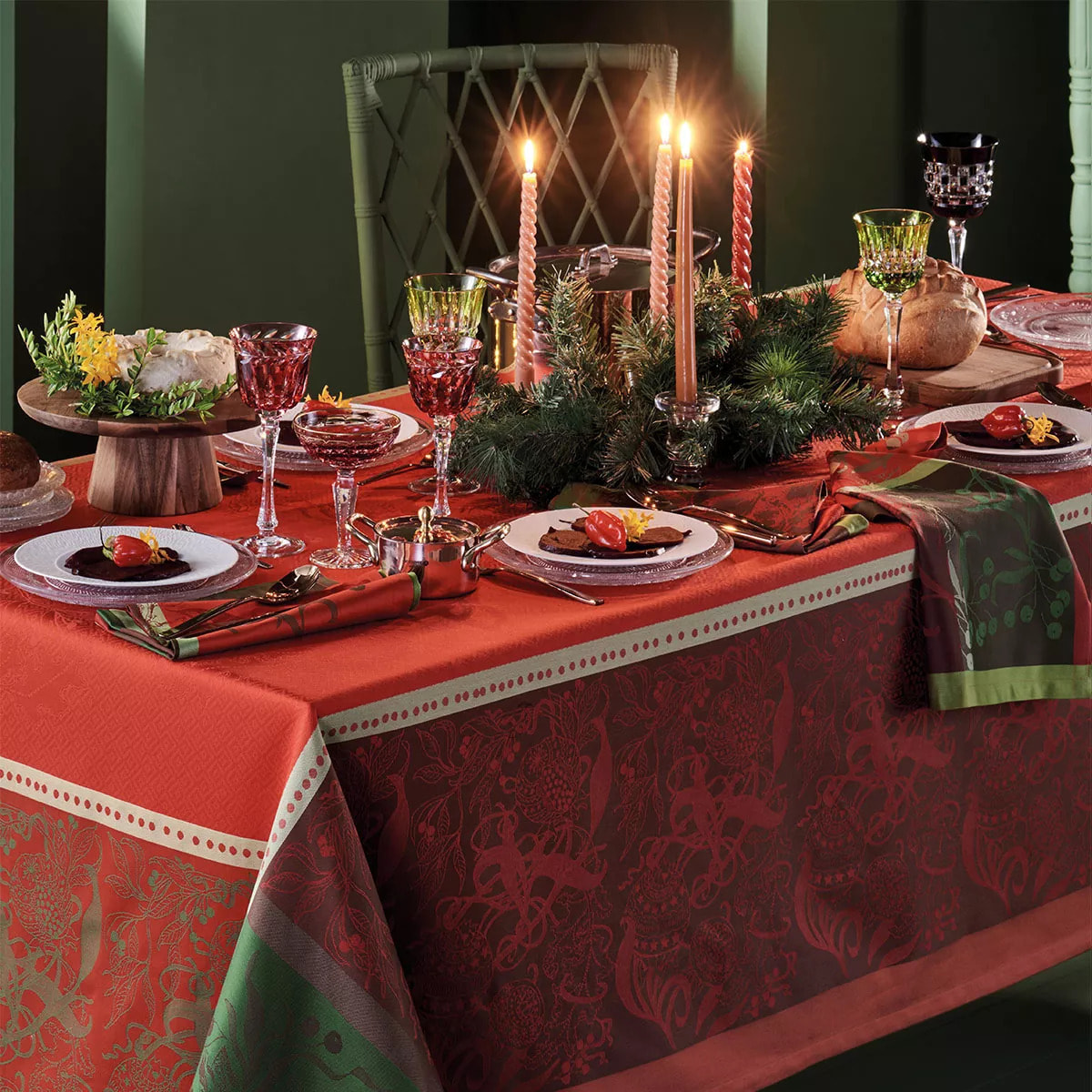 Set pur coton anti tache motif jacquard Noel fruite rouge