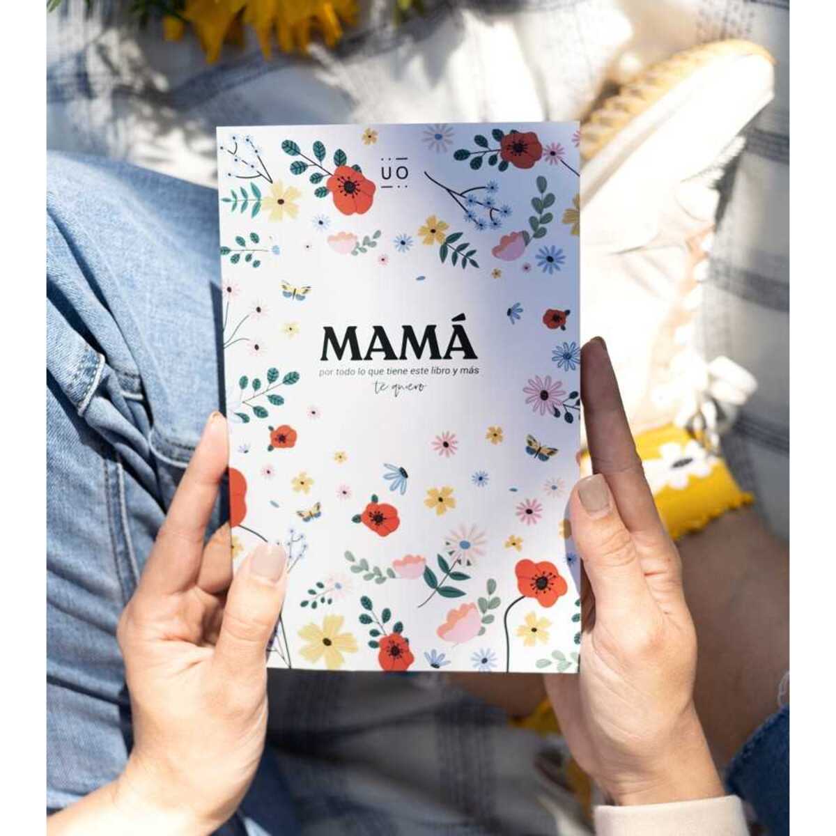 Libro rellenable "Mamá"