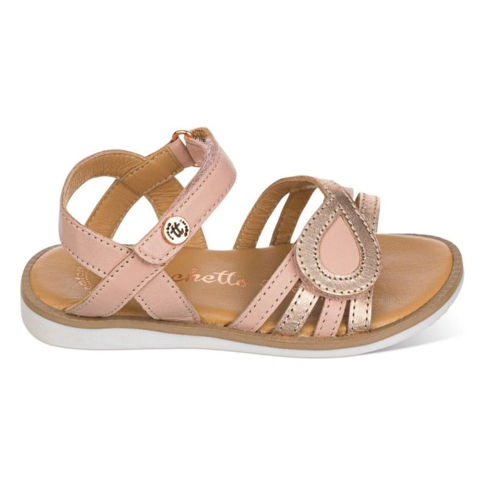 Sandalia en piel con velcro