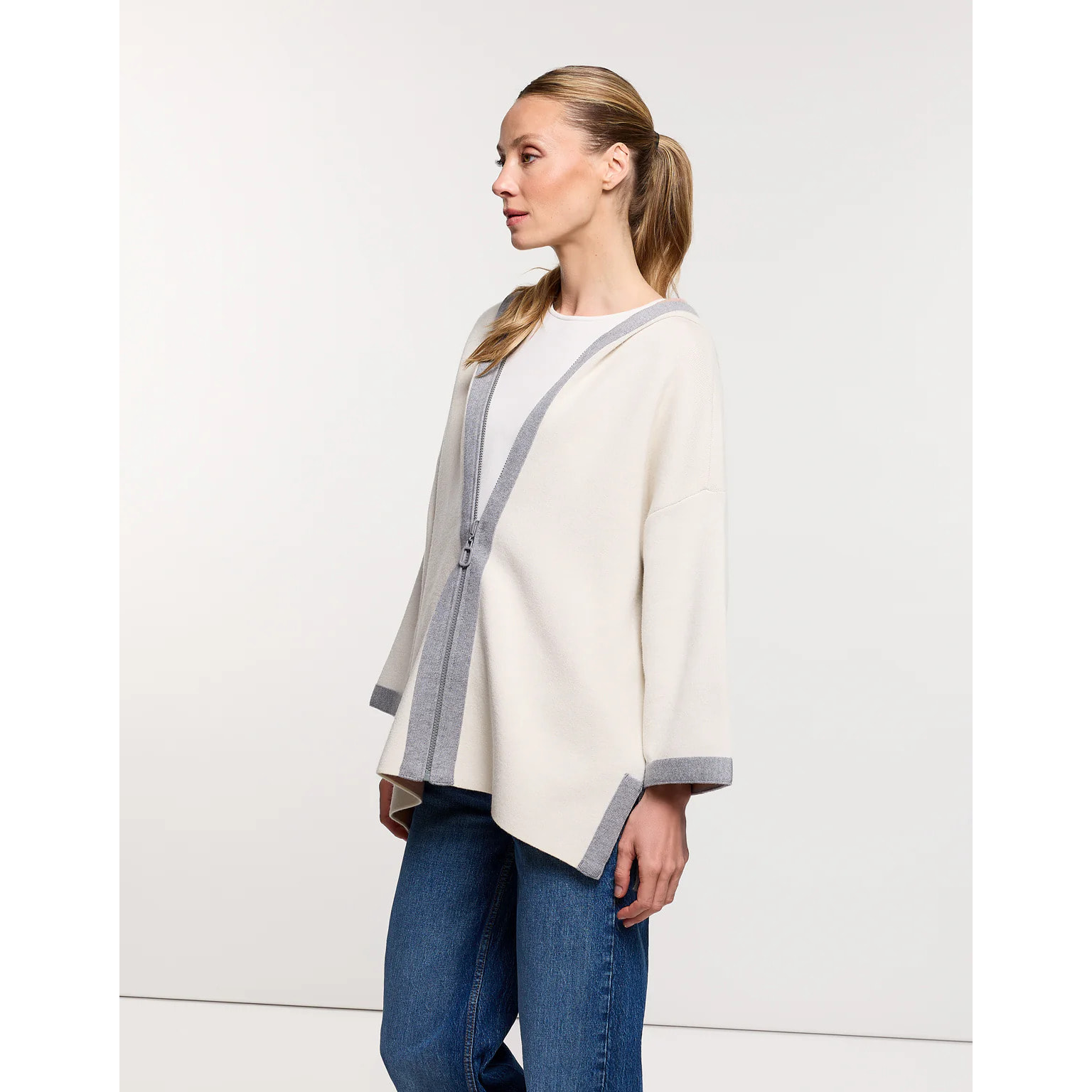 Chaqueta Poncho Blanca - Melbina